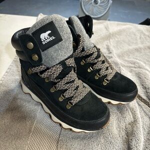 Women’s Sorel Black Boots